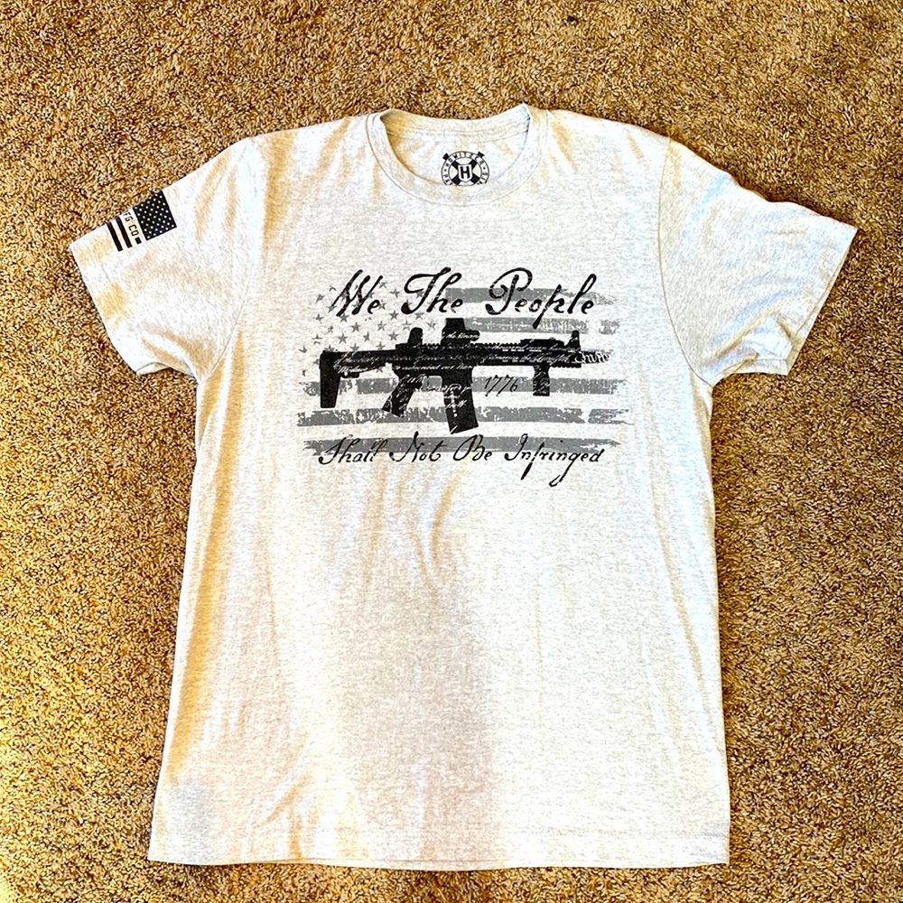 Howitzer Patriot Short Sleeve mens Casual t-shirt, size M